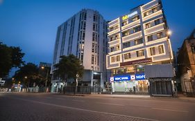 Fabhotel Stay Inn International - Nr Sealdah Station